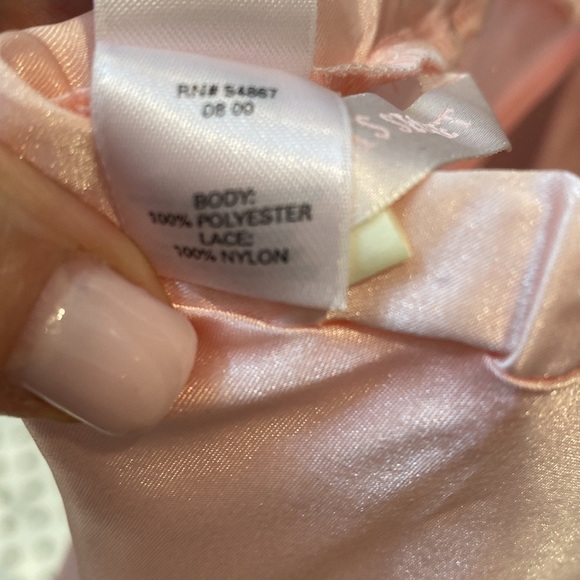 Victoria’s Secret pink satin robe and chemise with beige lace. Pink label.Size S - Picture 12 of 13